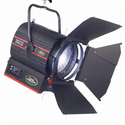 STUDIO FRESNEL 400W PRO RGBWW 2500K°-10000K°
