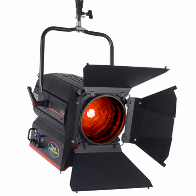 STUDIO FRESNEL PRO 400W COMPACT RGBWW e CCT 2500K°-10000K°